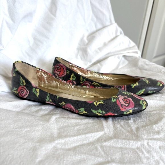 Betsy Johnson Size 8.5 Ballet Flats Casual Round Toe Roses Everyday Coquette - Picture 3 of 14